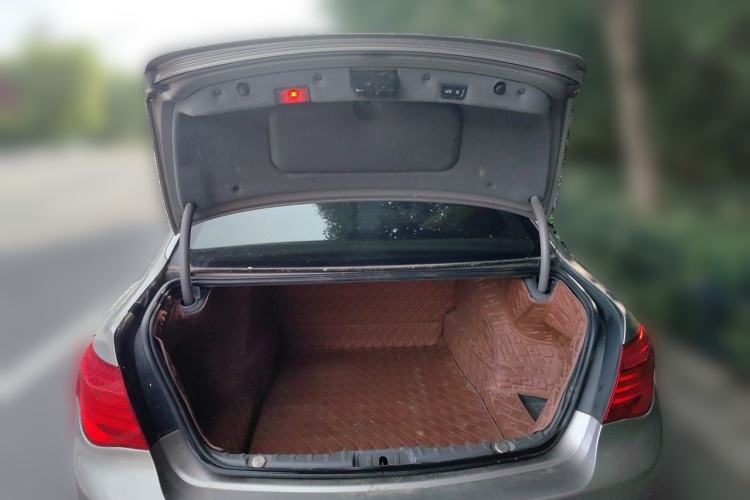 Used BMW 7 Series 2009 740Li Leading Model Trunk
