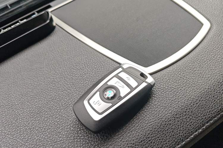 Used BMW 7 Series 2009 740Li Leading Model Vehicle Key