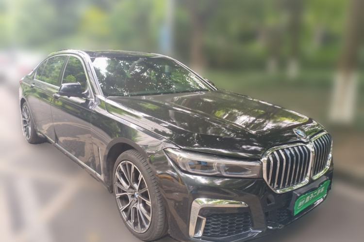 Used BMW 7 Series 2009 740Li Leading Model Front Right 45 Deg
