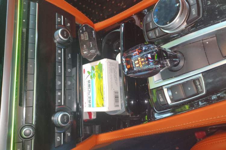 Used BMW 7 Series 2009 740Li Leading Model Gear Lever