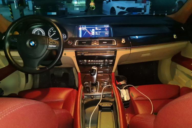 Used BMW 7 Series 2009 730Li Luxury Model Center Console