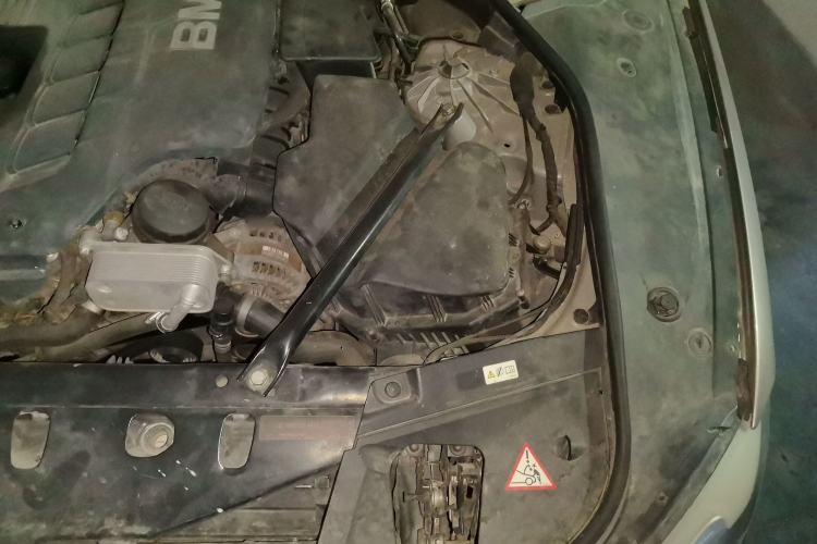 Used BMW 7 Series 2009 730Li Luxury Model Engine Bay Left
