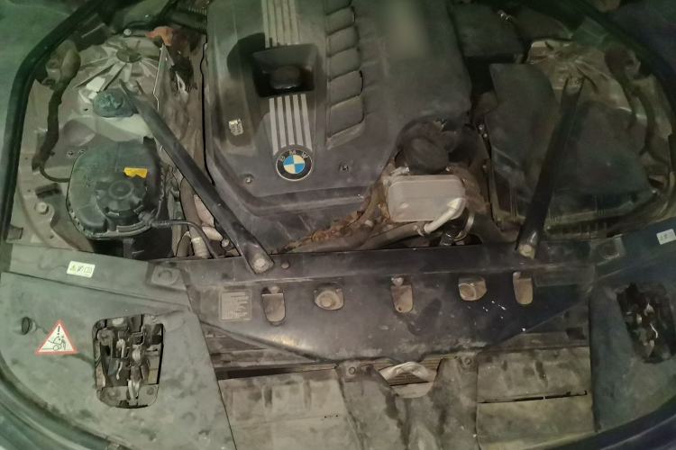Used BMW 7 Series 2009 730Li Luxury Model Engine Bay