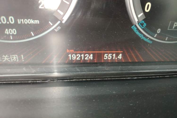 Used BMW 7 Series 2009 740Li Luxury Model Odometer Close Up
