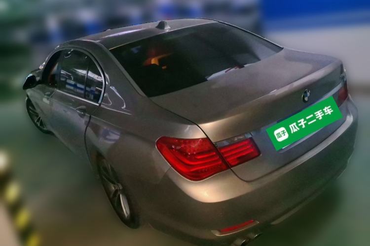 Used BMW 7 Series 2009 730Li Luxury Model Rear Left 45 Deg