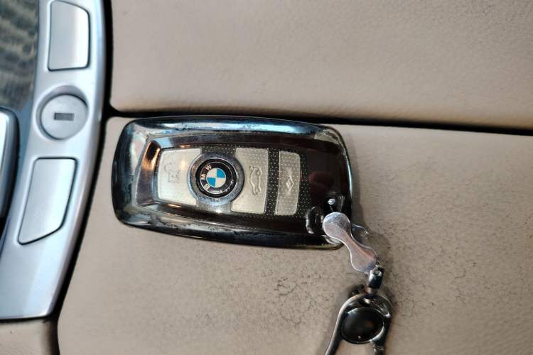 Used BMW 7 Series 2009 740Li Luxury Model Vehicle Key