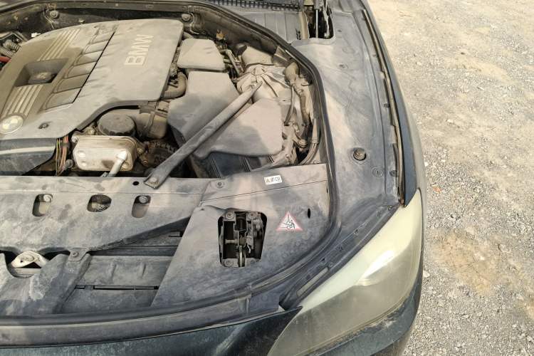 Used BMW 7 Series 2009 730Li Leading Model Engine Bay Left