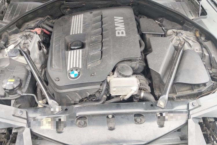 Used BMW 7 Series 2009 730Li Leading Model Engine Bay