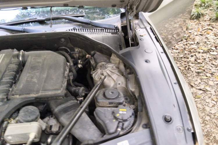 Used BMW 7 Series 2009 740Li Leading Model Engine Bay Left