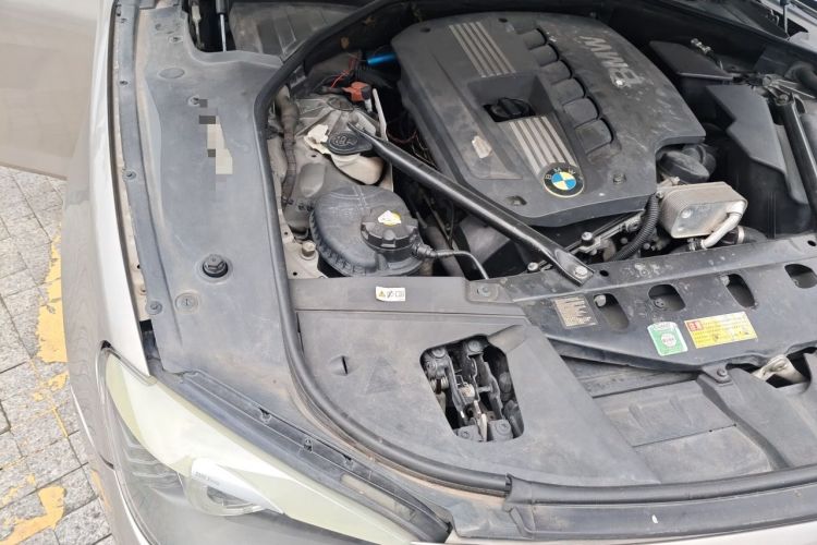 Used BMW 7 Series 2009 730Li Leading Model Engine Bay Right