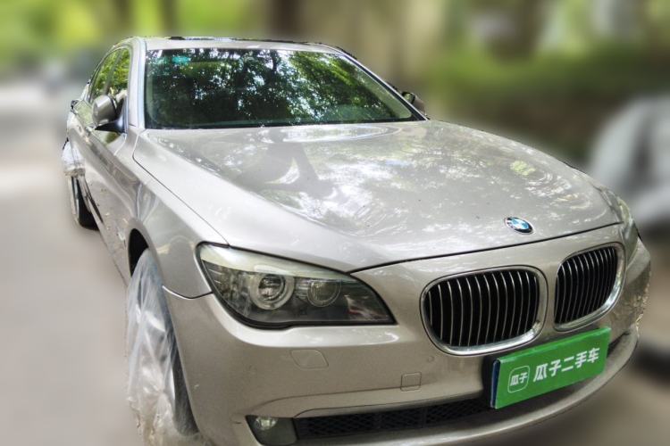 Used BMW 7 Series 2009 740Li Leading Model Front Right 45 Deg