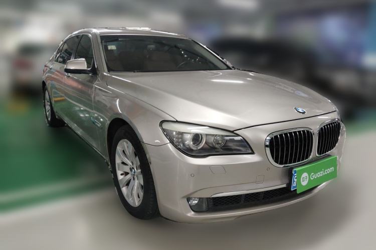Used BMW 7 Series 2009 740Li Leading Model Front Right 45 Deg