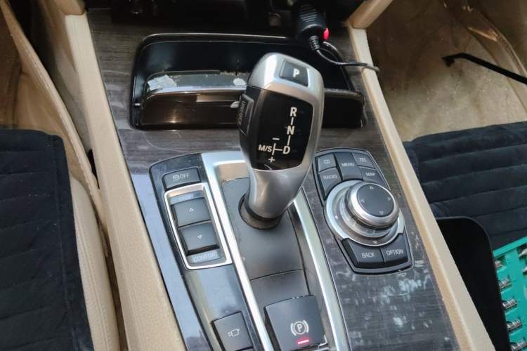 Used BMW 7 Series 2009 740Li Leading Model Gear Lever