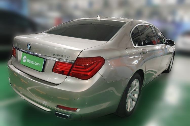 Used BMW 7 Series 2009 740Li Leading Model Rear Right 45 Deg
