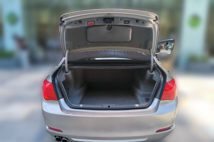 Used BMW 7 Series 2009 730Li Leading Model Trunk