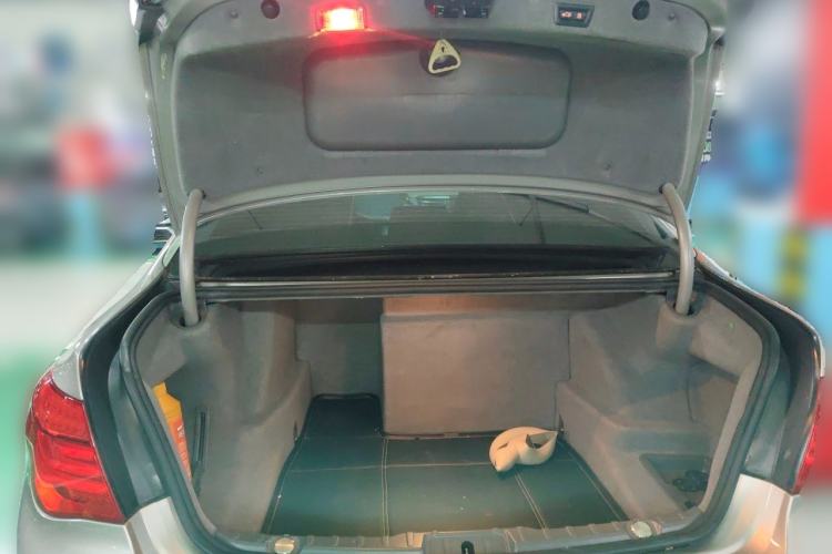 Used BMW 7 Series 2009 740Li Leading Model Trunk