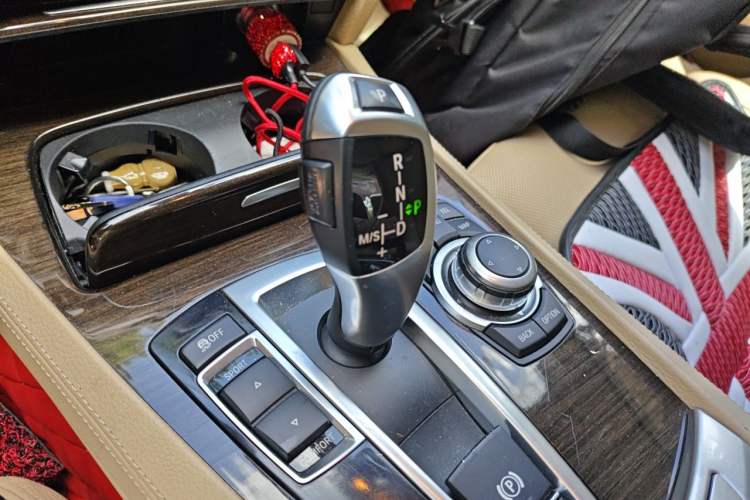 Used BMW 7 Series 2009 730Li Luxury Model Gear Lever