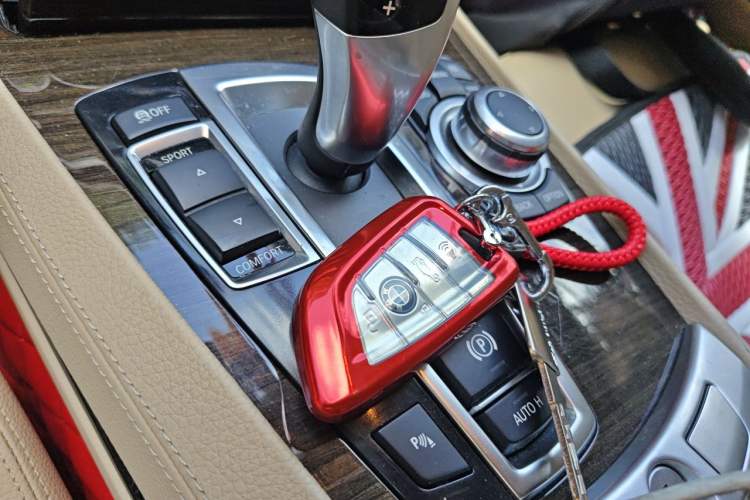 Used BMW 7 Series 2009 730Li Luxury Model Vehicle Key