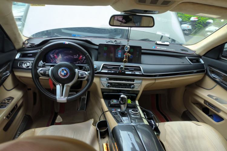Used BMW 7 Series 2009 740Li Leading Model Center Console