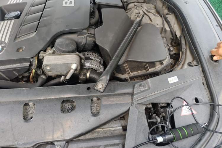 Used BMW 7 Series 2009 730Li Luxury Model Engine Bay Left