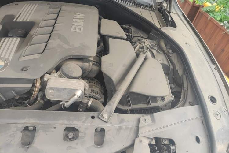 Used BMW 7 Series 2009 730Li Leading Model Engine Bay Left