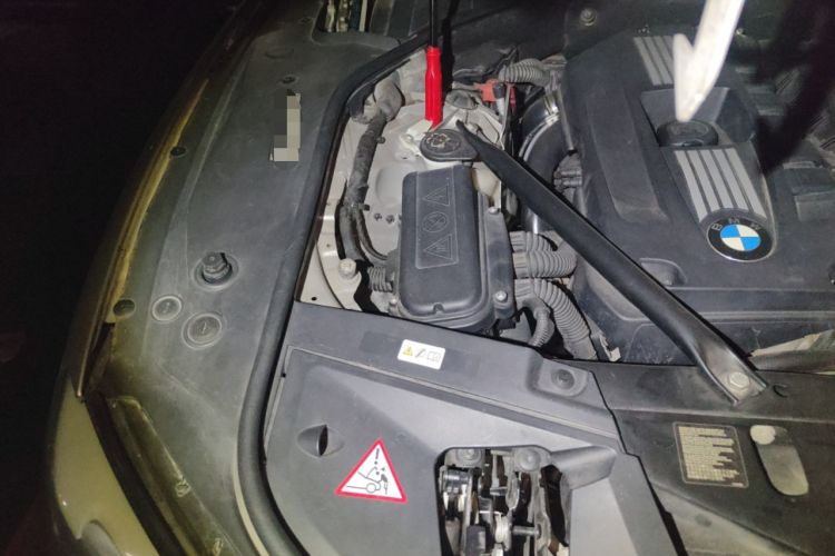 Used BMW 7 Series 2009 740Li Luxury Model Engine Bay Right