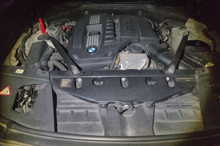 Used BMW 7 Series 2009 740Li Luxury Model Engine Bay