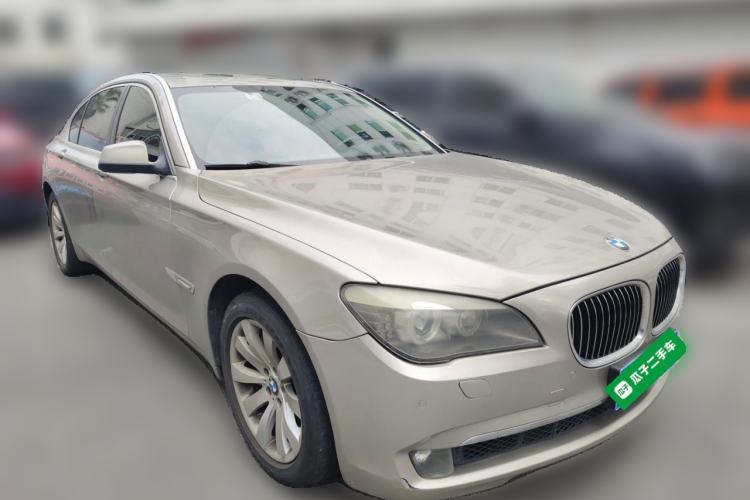 Used BMW 7 Series 2009 740Li Leading Model Front Right 45 Deg