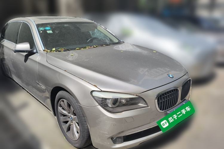 Used BMW 7 Series 2009 740Li Luxury Model Front Right 45 Deg