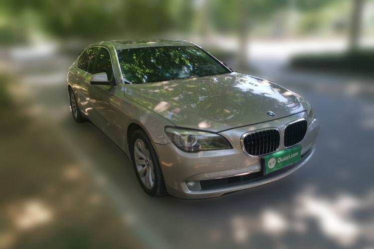 Used BMW 7 Series 2009 740Li Luxury Model Front Right 45 Deg