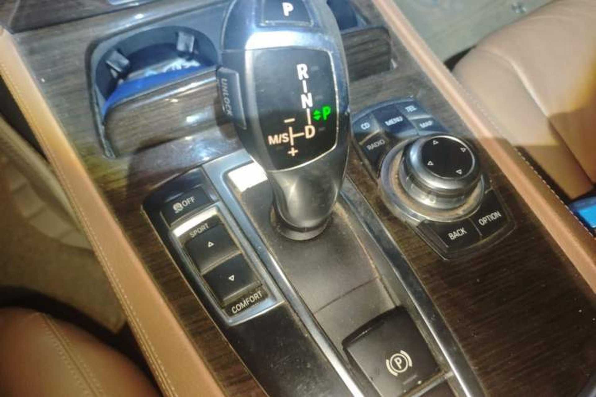 Used BMW 7 Series 2009 740Li Leading Model Gear Lever