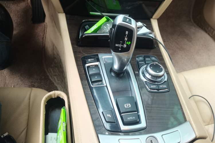 Used BMW 7 Series 2009 740Li Leading Model Gear Lever