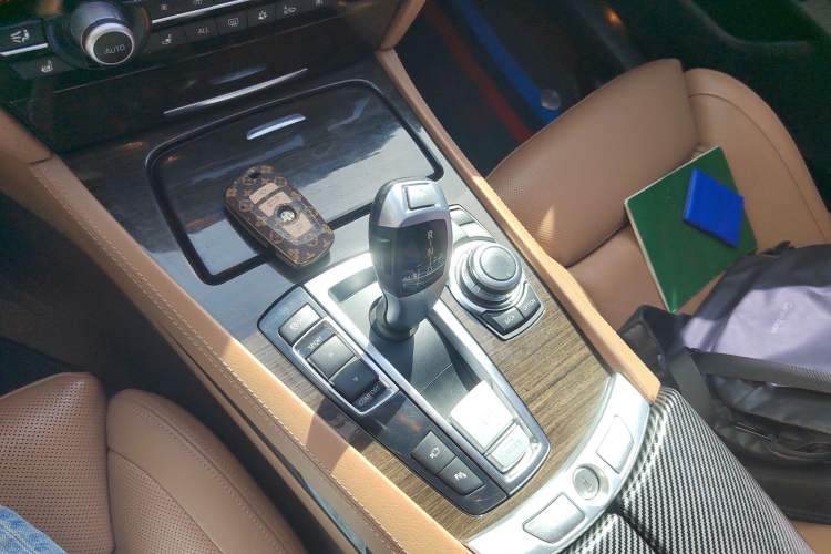 Used BMW 7 Series 2009 730Li Luxury Model Gear Lever