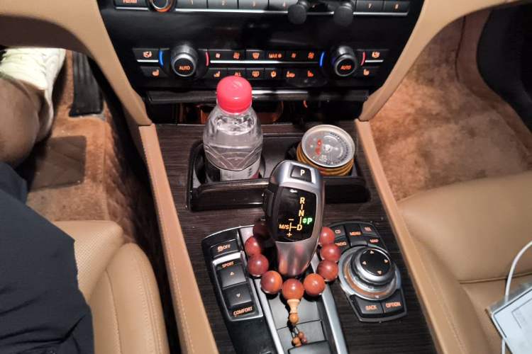 Used BMW 7 Series 2009 740Li Luxury Model Gear Lever