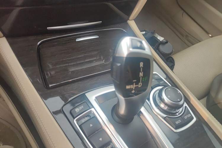 Used BMW 7 Series 2009 730Li Leading Model Gear Lever