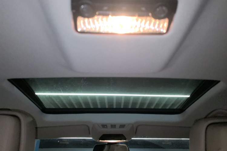Used BMW 7 Series 2009 740Li Leading Model Headliner