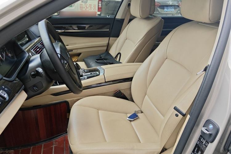 Used BMW 7 Series 2009 740Li Leading Model Left Front Seat