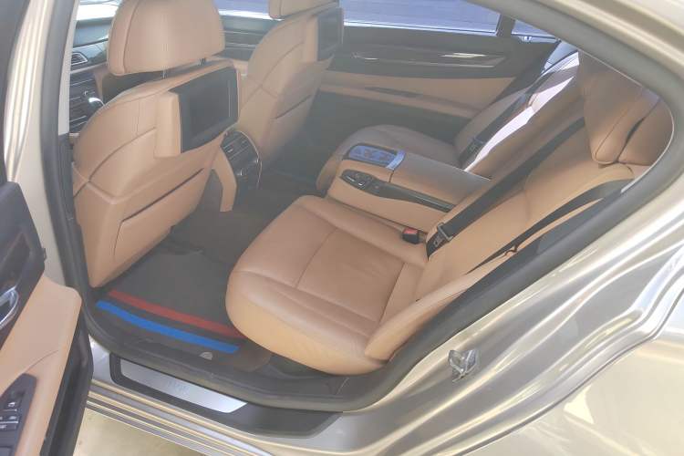 Used BMW 7 Series 2009 730Li Luxury Model Left Rear Seat
