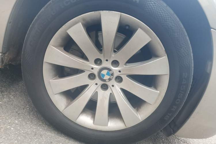 Used BMW 7 Series 2009 740Li Leading Model Right Front Wheel Hub