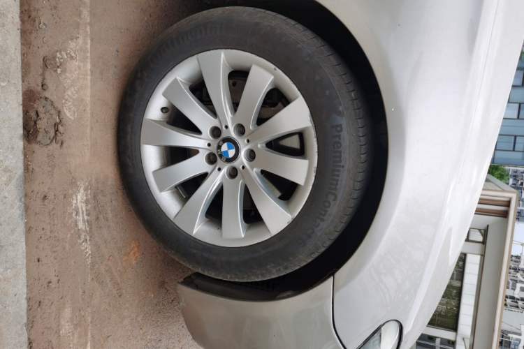 Used BMW 7 Series 2009 740Li Leading Model Right Front Wheel Hub