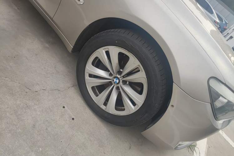 Used BMW 7 Series 2009 730Li Leading Model Right Front Wheel Hub