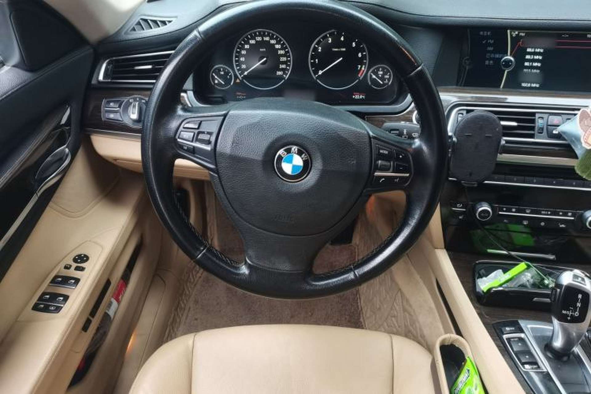 Used BMW 7 Series 2009 740Li Leading Model Steering Wheel