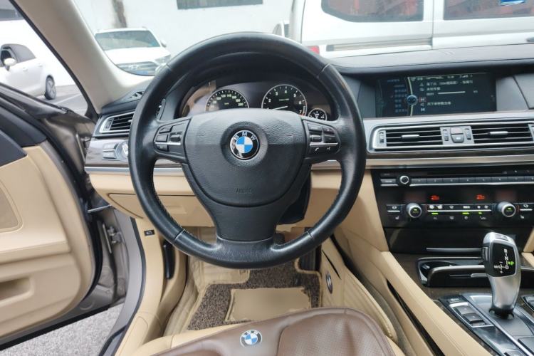 Used BMW 7 Series 2009 740Li Leading Model Steering Wheel