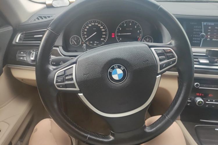 Used BMW 7 Series 2009 730Li Leading Model Steering Wheel
