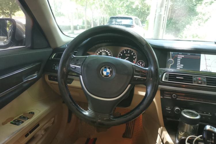 Used BMW 7 Series 2009 740Li Luxury Model Steering Wheel