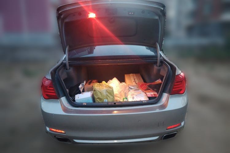 Used BMW 7 Series 2009 740Li Luxury Model Trunk