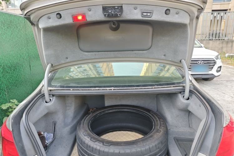 Used BMW 7 Series 2009 730Li Luxury Model Trunk