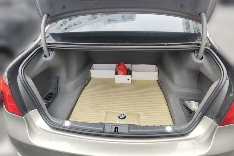 Used BMW 7 Series 2009 740Li Leading Model Trunk