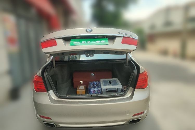 Used BMW 7 Series 2009 740Li Leading Model Trunk