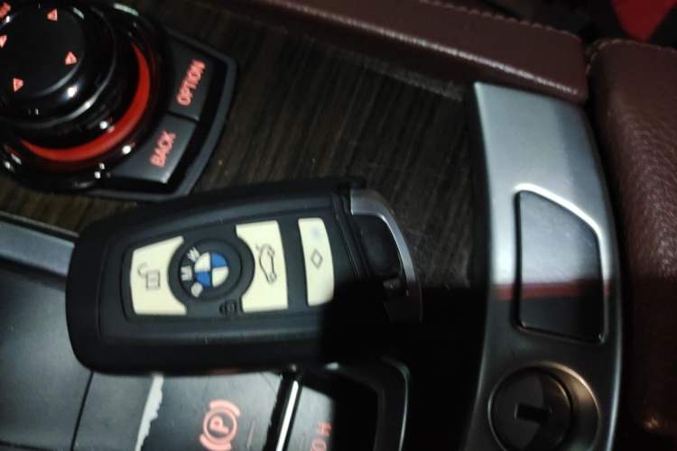 Used BMW 7 Series 2009 740Li Luxury Model Vehicle Key